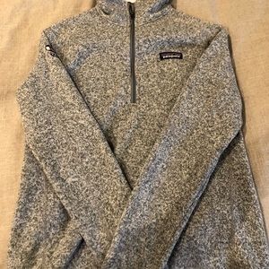 patagonia sweatshirt!!